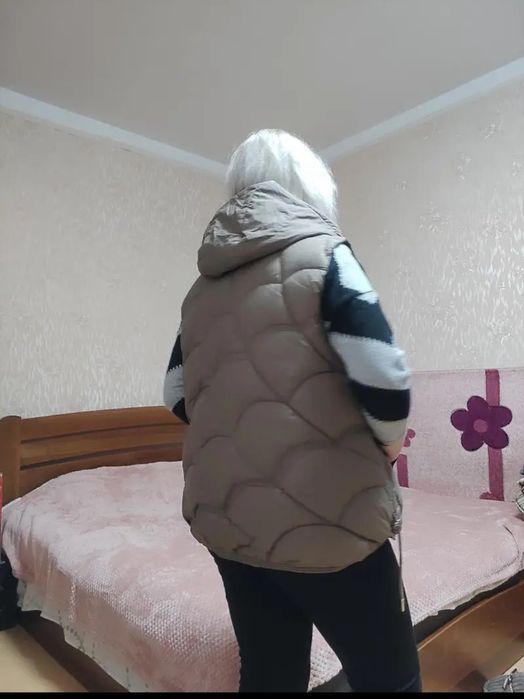 Якісний жилет 50-52 розмір