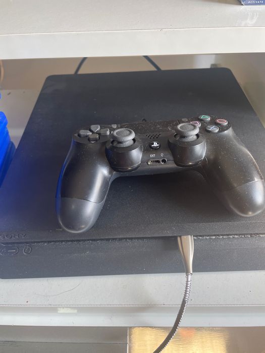 Jogos e ps4 muito bom estado