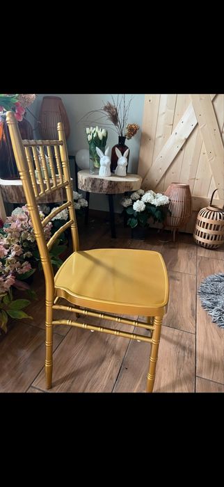 Krzesla  Chiavari 40 szt