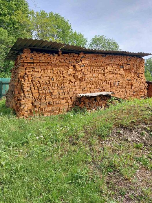Продам цеглу в хорошому стані