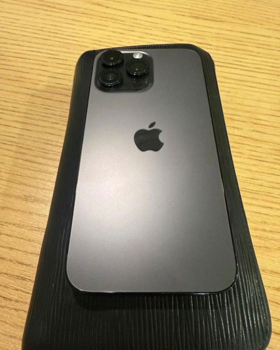 Продам iPhone 14 Pro Max 256