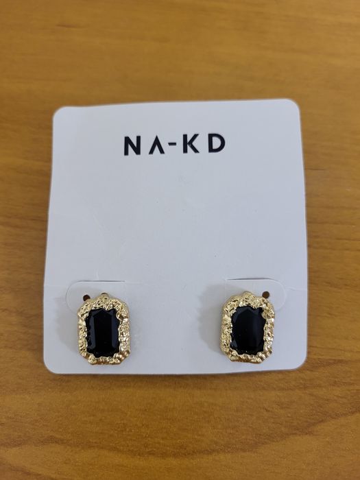 Сережки NA-KD нові