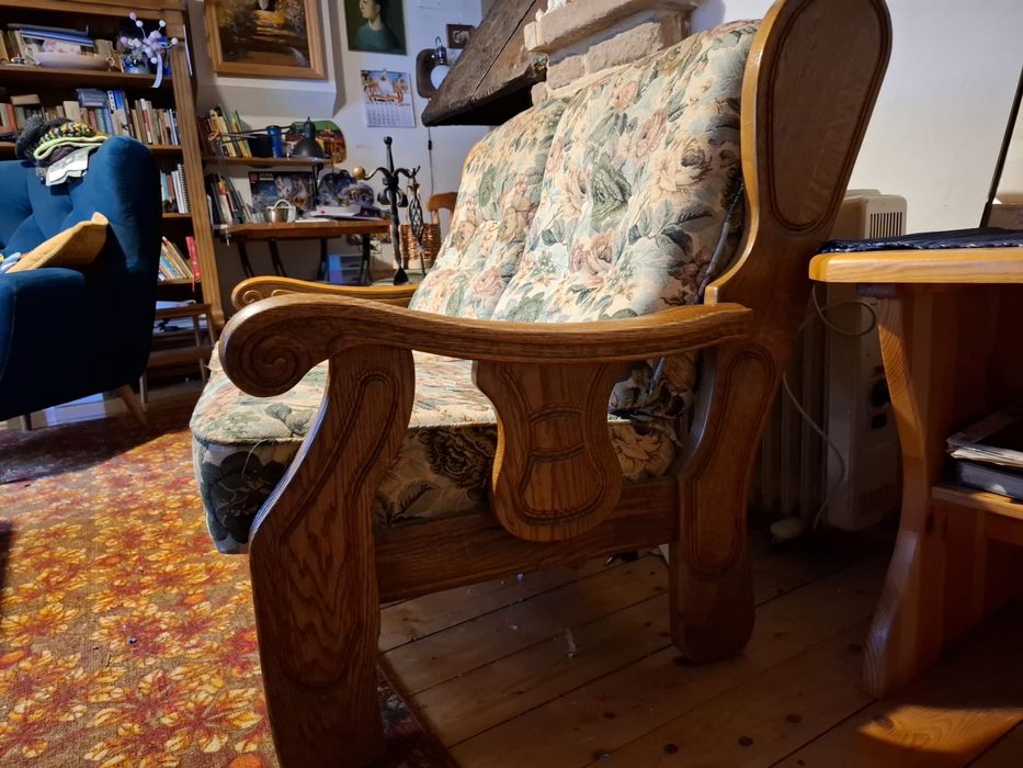 Kanapa trojka, dwojka i fotel rzezbione drewno i tapicerka w kwiaty