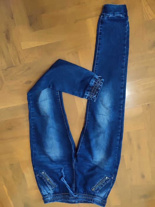 Dżinsy na gumce Denim M