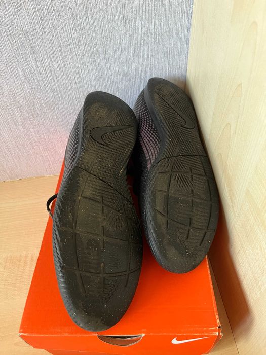 Sportowe buty nike 42
