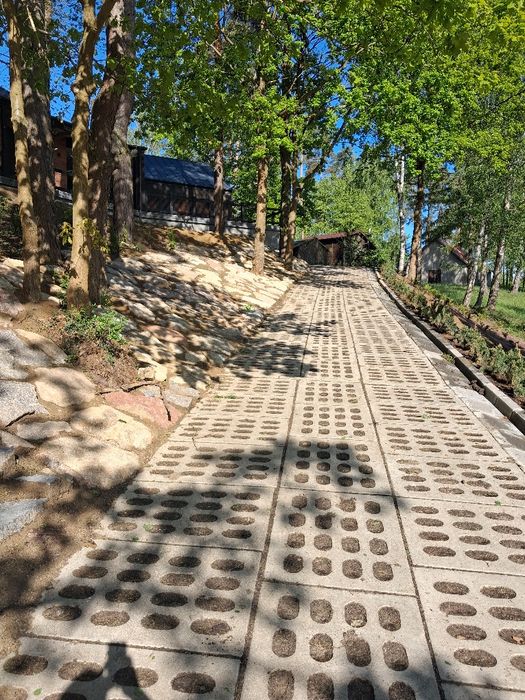 Budowa i zakładanie ogrodów.