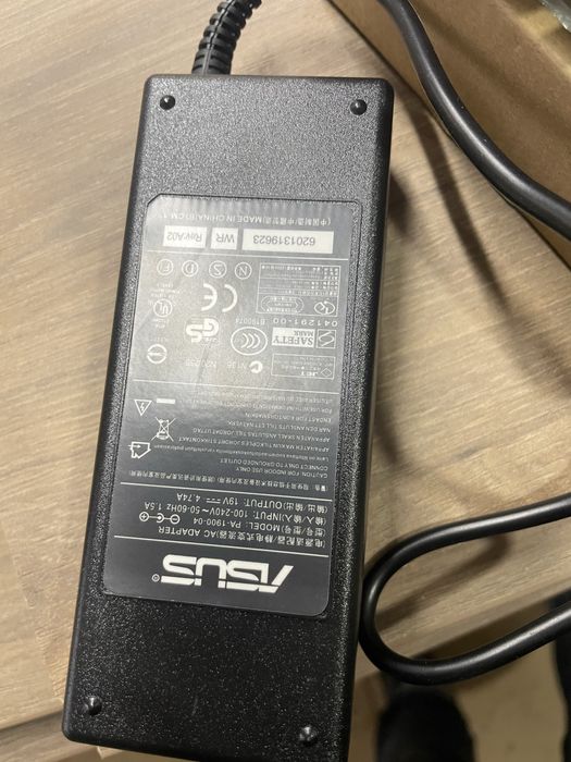 Блок живлення asus