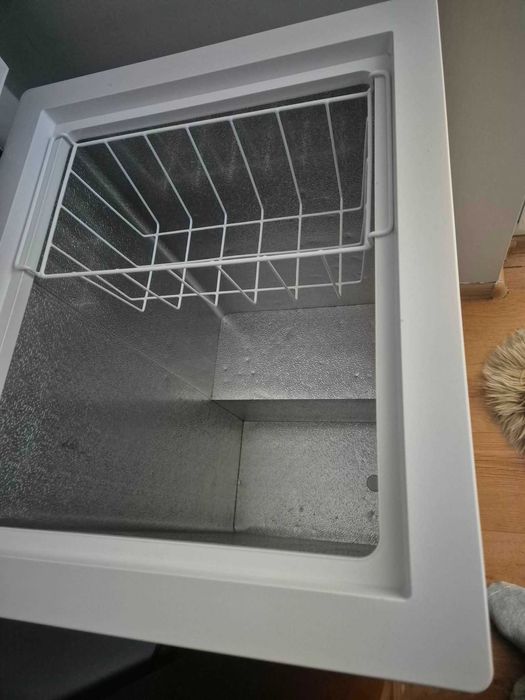 Zamrażarka skrzyniowa Candy - 97l