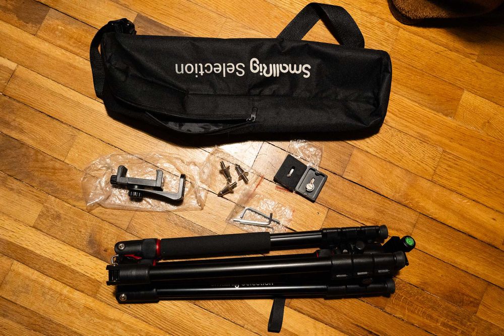 Kit Canon M50 + 2 lentes prime + tripé + cage + bateria extra original