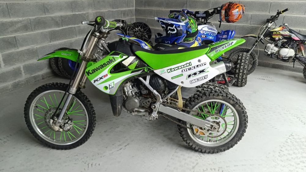 Vendo Kawasaki KX 85