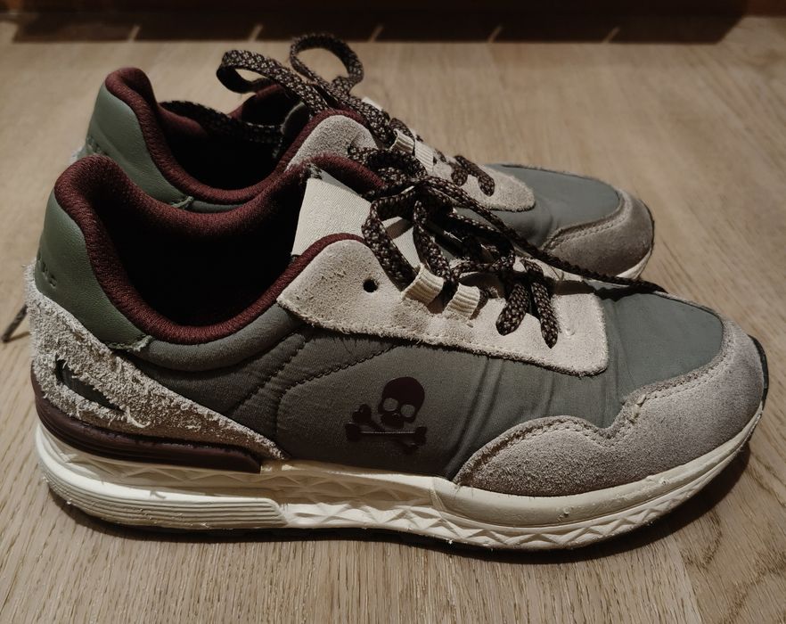 Vendo Sapatilhas de Criança