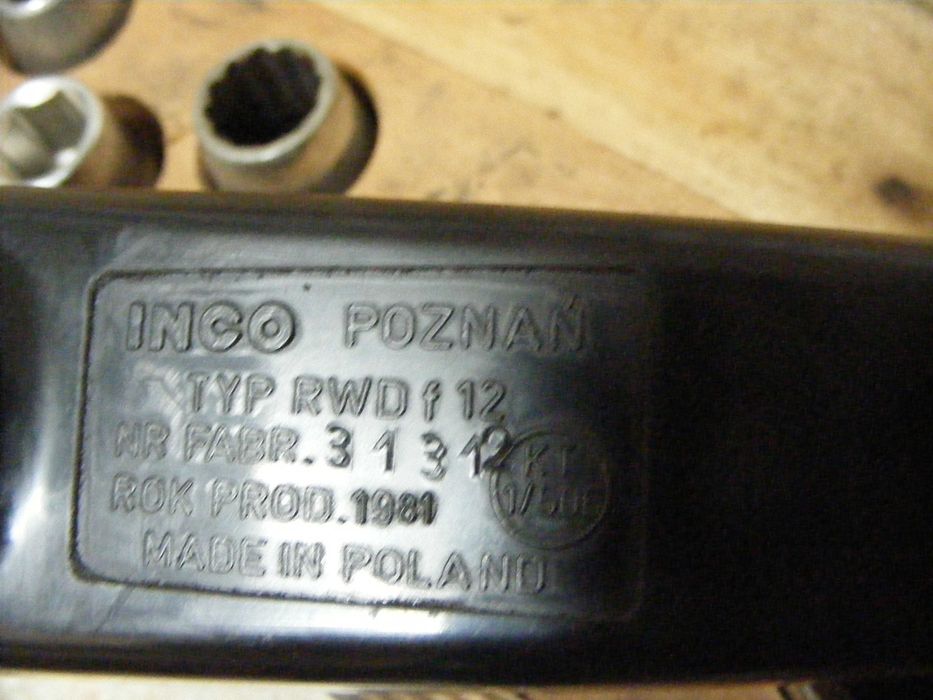 Klucz dynamometryczny z PRL