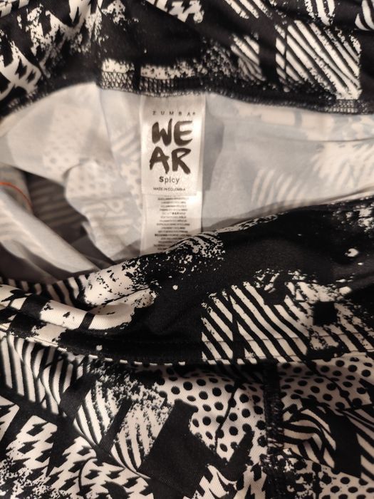 Legginsy rozm XS/S biało czarne wzory+czerwony