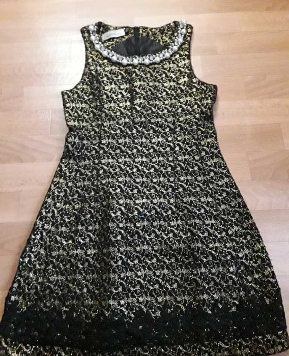 Нарядное платье для девочки.