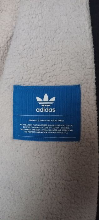 Czarna kurtka "parka" Adidas z kapturem