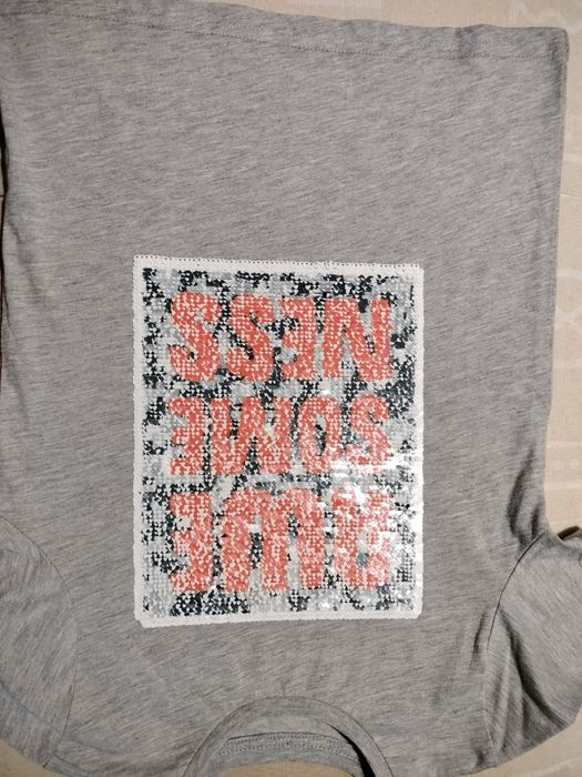 T-shirt menino 6/7 anos