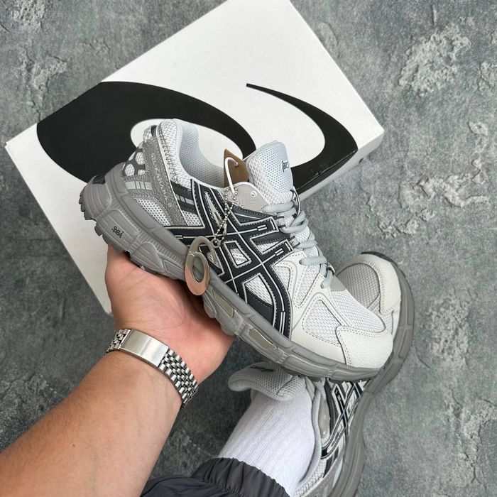 ASICS Gel-Kahana 8 grey