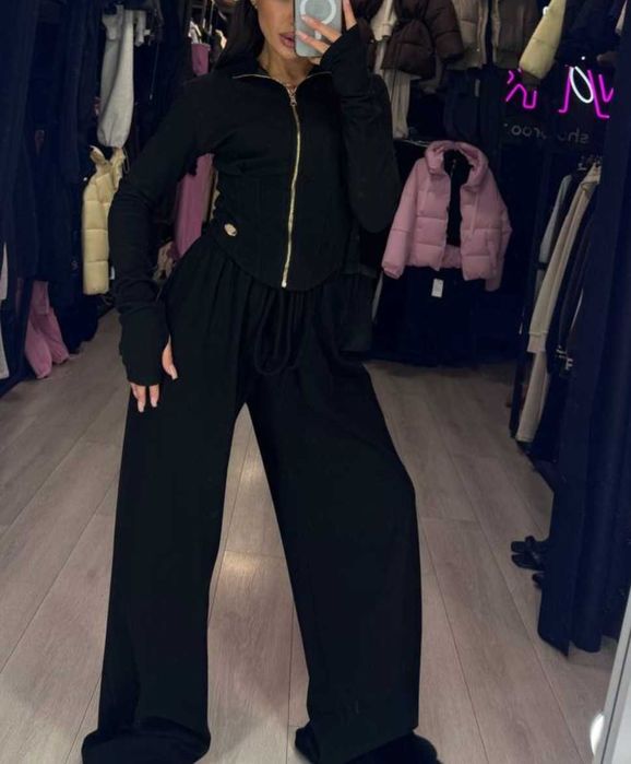 Продам крутий костюм