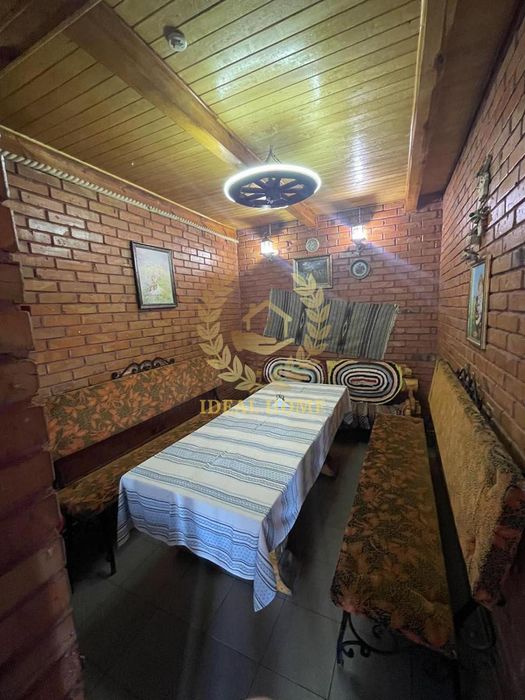 Продам кафе цех гараж у місті Тетіїв.