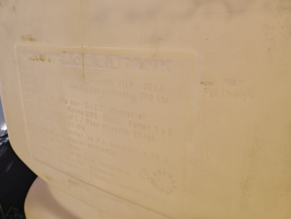 Depósito 750 litros