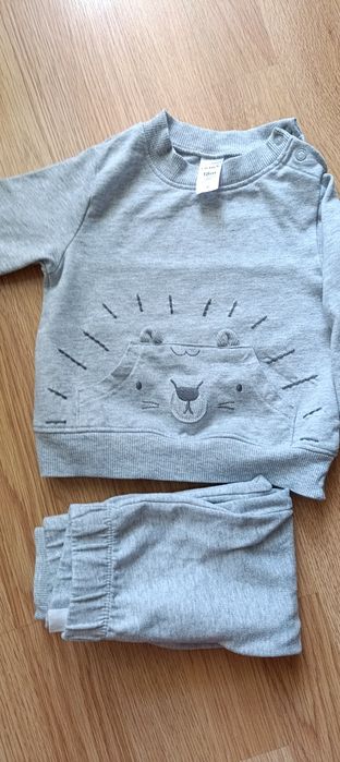 Костюм двунитка  carter's  18 місяців