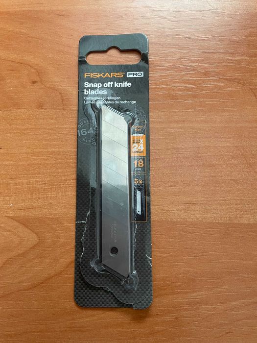 Fiskars Carbonmax łamane noże 18mm (5 sztuk)