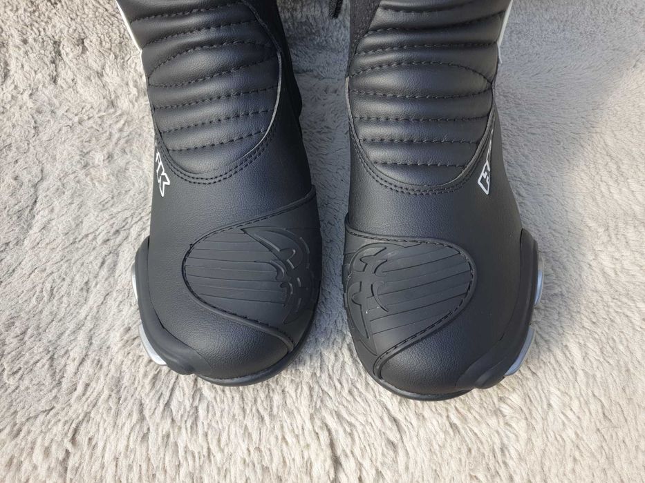 Berik Losail 47 buty motocyklowe jak nowe
