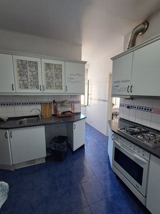 Quarto  de CASAL. Centro LISBOA. Entrada IMEDIATA.