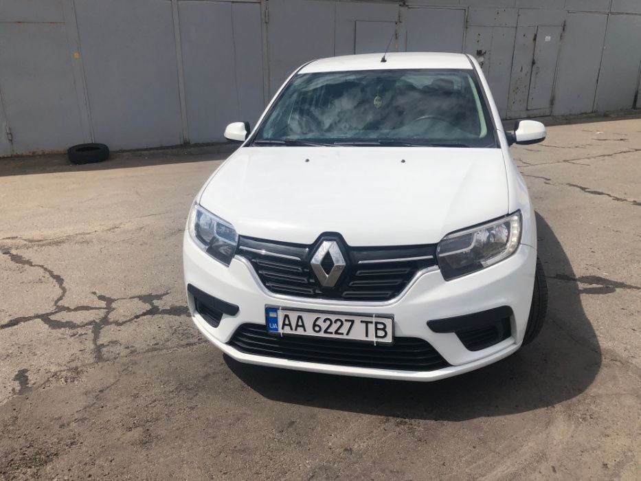 Оренда автомобіля под таксі викуп на 1 рік Київ Renault Logan 1.2