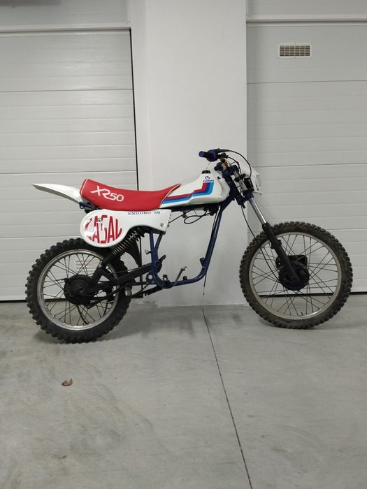 Montagem casal cross.