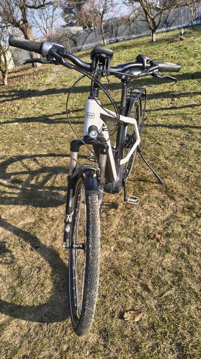 Rower elektryczny Riese & Muller, oświetlenie, silnik Bosch CX