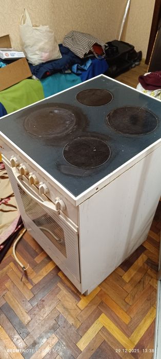 Плита электрическая стеклокерамика DeLonghi