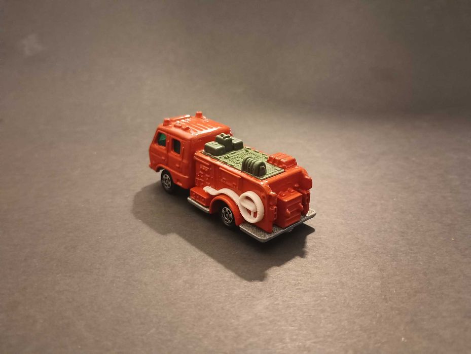 Miniatura bombeiros da Tomica