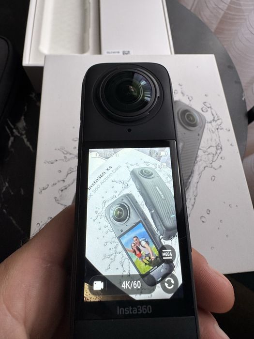 Vendo Insta 360 X4