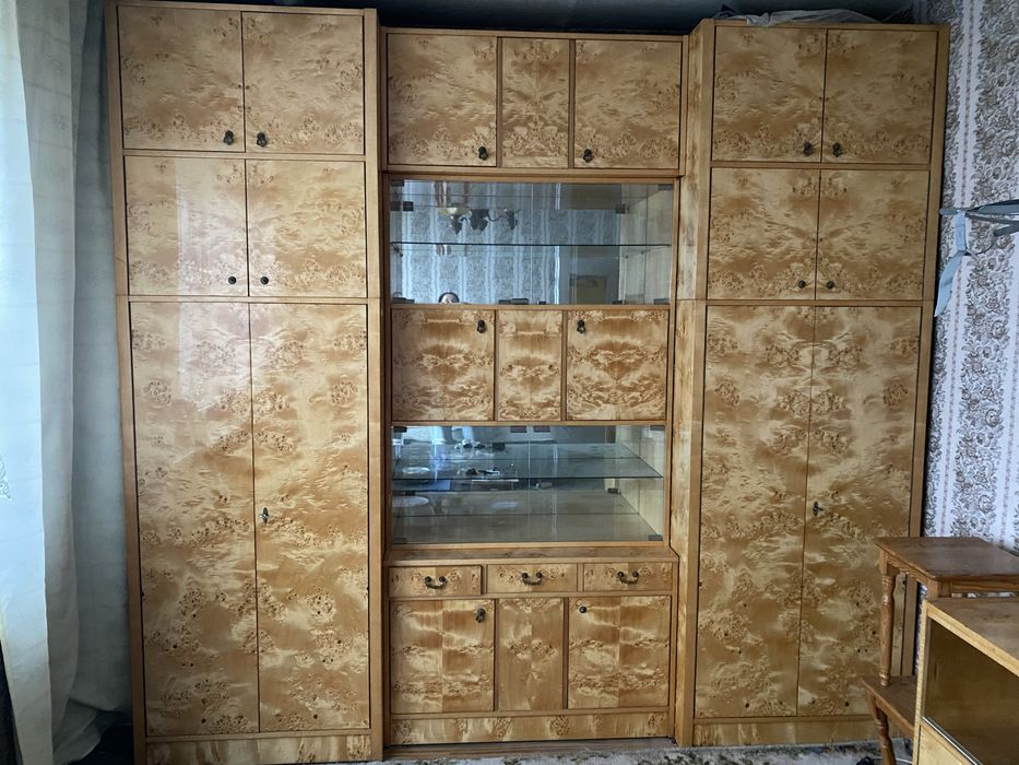 Meble używane wysoki połysk, czeczot