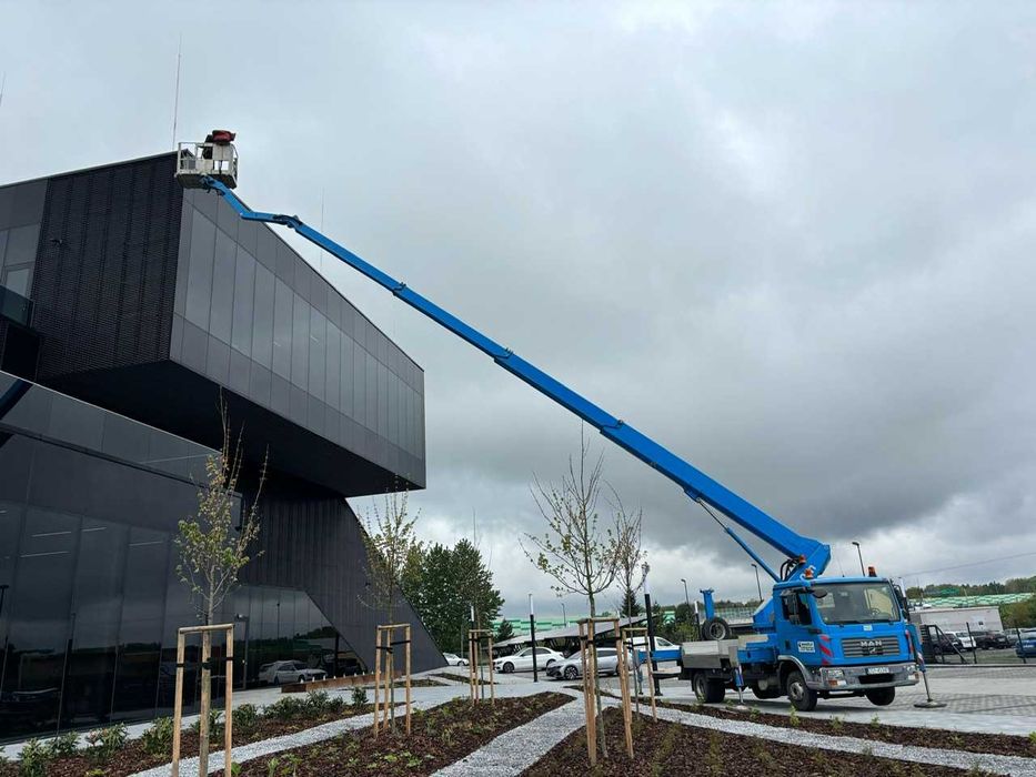 Zwyżka podnośnik koszowy wynajem od 12m do 35m działamy 24h