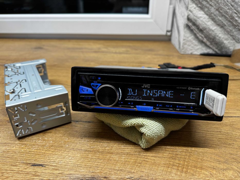 radioodtwarzacz JVC KD-R782BT