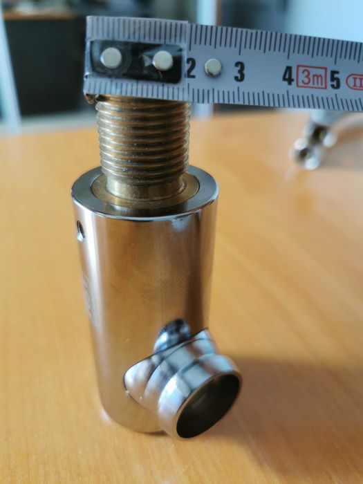 Cabeça de chuveiro de parede