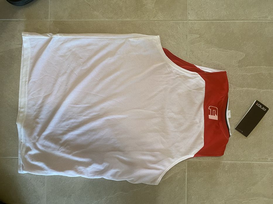 Продам баскетбольную майку