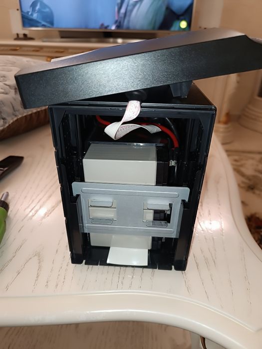 Продам УПС Eaton NV 1000 H