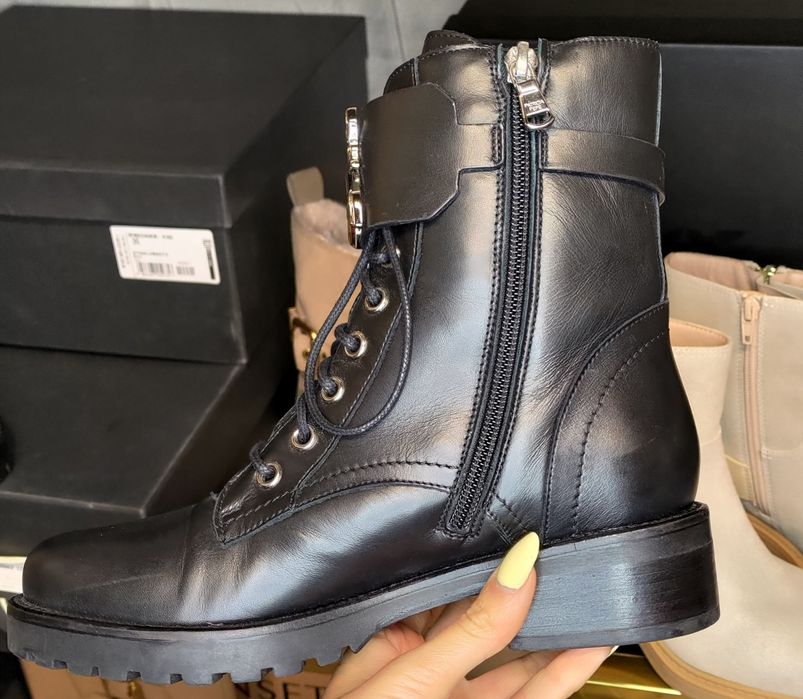 Botki Patrizia Pepe 35