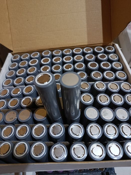 Новий Акумулятор 21700,LG m50t,2021 року