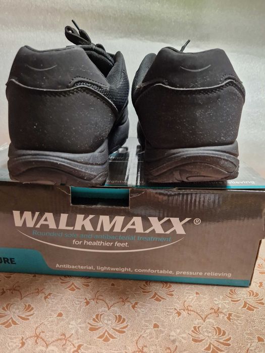 Buty czarne Walkmaxx Roz. 46