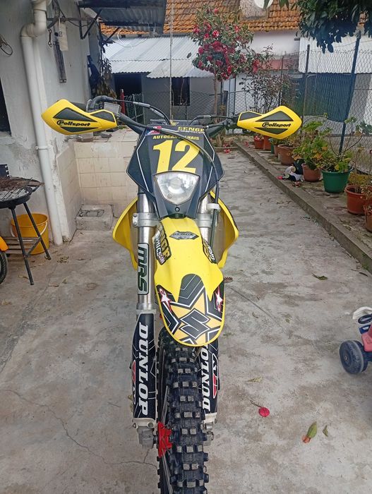 Vendo Suzuki rmz 250 4t