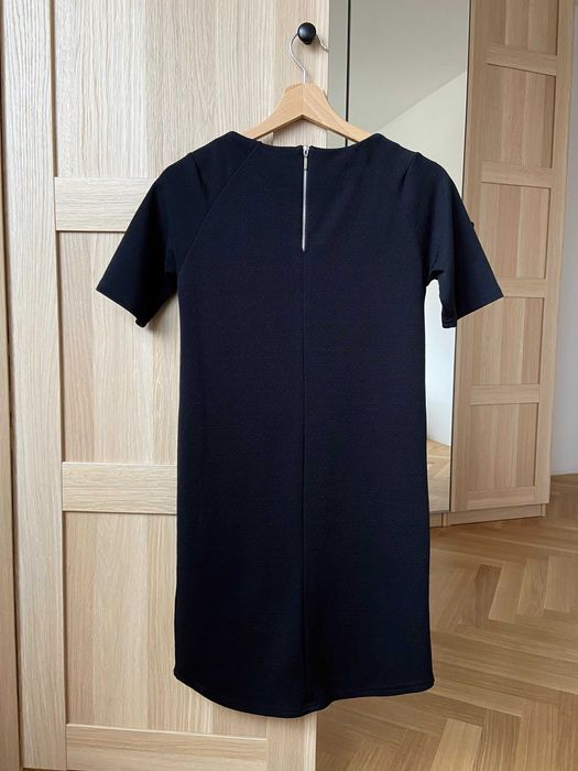 Czarna klasyczna sukienka midi, mała czarna, rozmiar XS/34