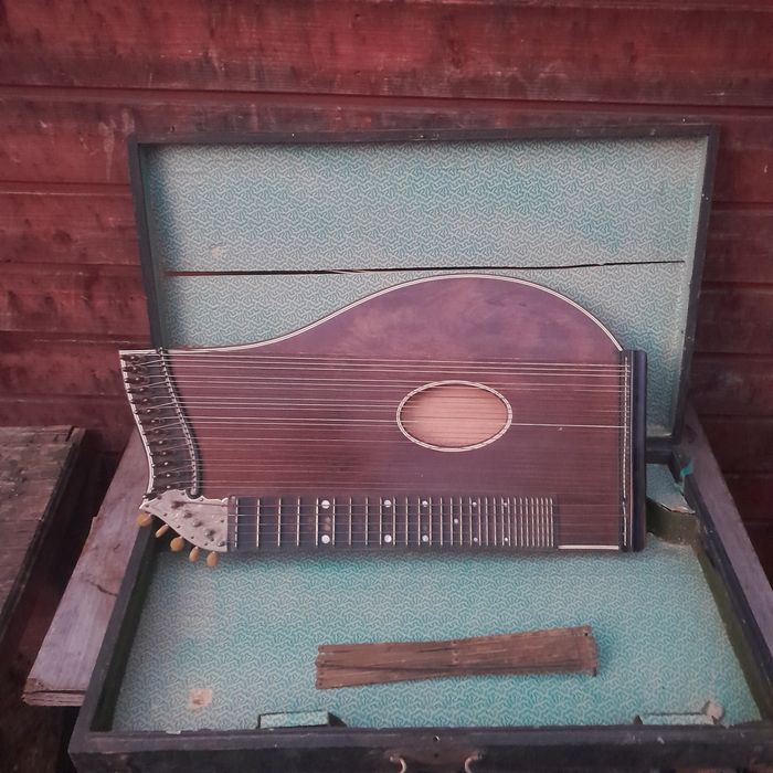 Instrument muzyczny Cytra Stara sprawna