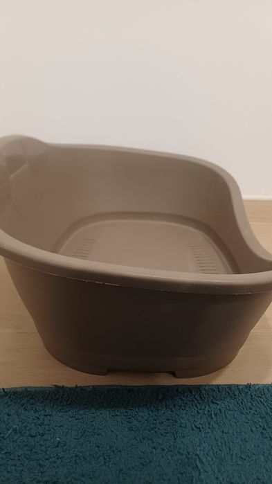 Cama de cao de plástico 68.5cm