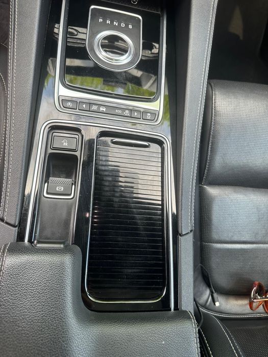 Jaguar F-Pace 2.0 i4D R-Sport AWD Aut.