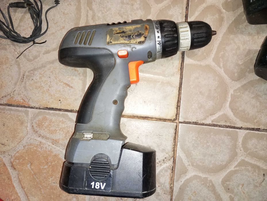 Аккумуляторный дрель - шуруповерт Einhell