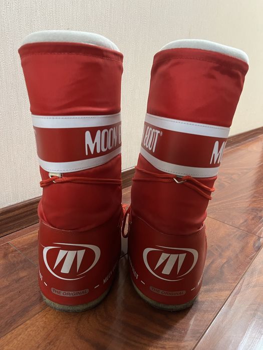 MoonBoot Tecnica Red